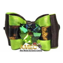 GREEN HEART DOG BOW